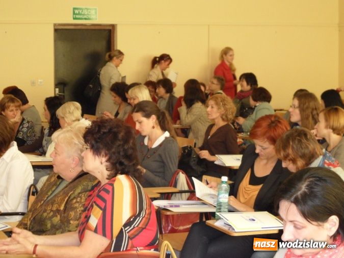 Zdjęcie w galerii na portalu naszwodzislaw.com: W Roku Korczaka dyskutowali o prawach dziecka wiadomości z regionu