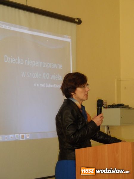 Zdjęcie w galerii na portalu naszwodzislaw.com: W Roku Korczaka dyskutowali o prawach dziecka wiadomości z regionu