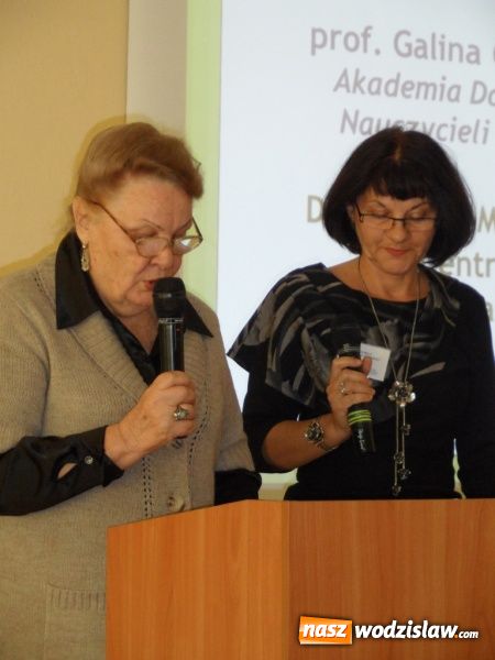 Zdjęcie w galerii na portalu naszwodzislaw.com: W Roku Korczaka dyskutowali o prawach dziecka wiadomości z regionu