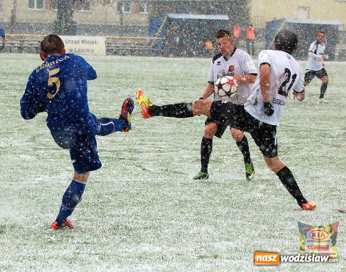 Zdjęcie w galerii na portalu naszwodzislaw.com: Leśnica - Odra 0: 2 wiadomości z regionu