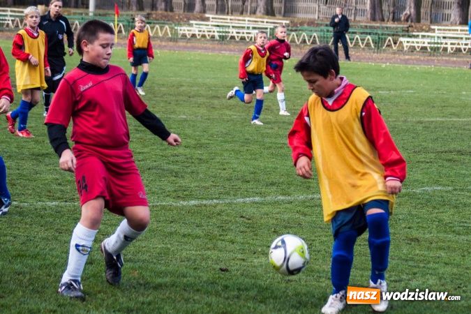 Zdjęcie w galerii na portalu naszwodzislaw.com: Krzysztof Bienia uziemił Ikara wiadomości z regionu