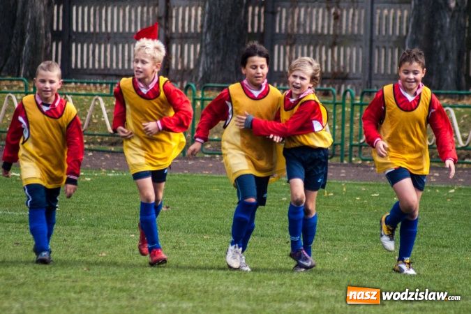 Zdjęcie w galerii na portalu naszwodzislaw.com: Krzysztof Bienia uziemił Ikara wiadomości z regionu