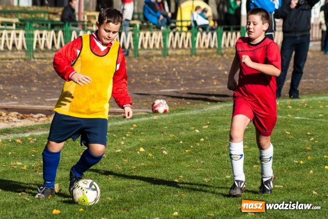 Zdjęcie w galerii na portalu naszwodzislaw.com: Krzysztof Bienia uziemił Ikara wiadomości z regionu