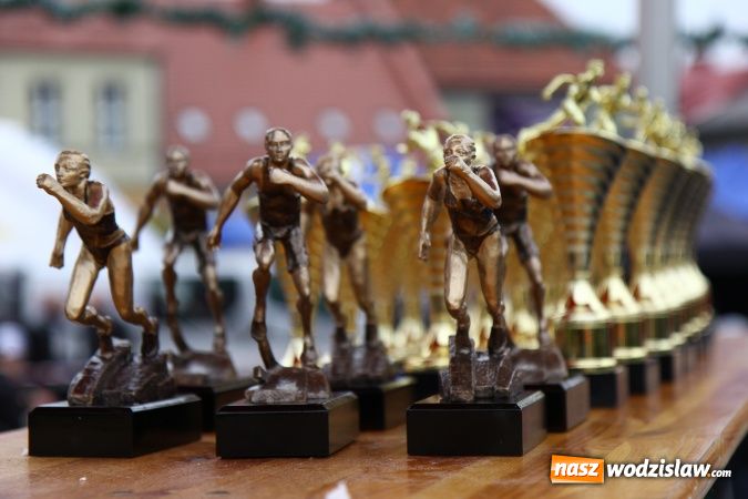 Zdjęcie w galerii na portalu naszwodzislaw.com: VI Półmaraton już za nami. Zwyciężył Bogdan Semenowycz wiadomości z regionu