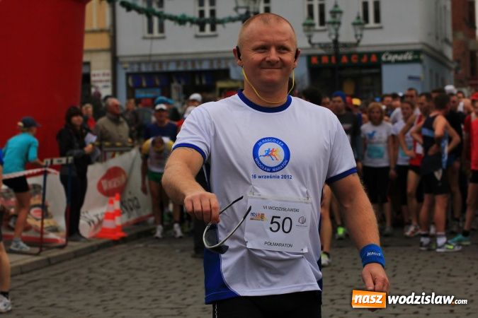 Zdjęcie w galerii na portalu naszwodzislaw.com: VI Półmaraton już za nami. Zwyciężył Bogdan Semenowycz wiadomości z regionu