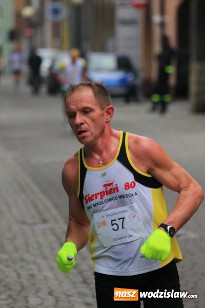 Zdjęcie w galerii na portalu naszwodzislaw.com: VI Półmaraton już za nami. Zwyciężył Bogdan Semenowycz wiadomości z regionu