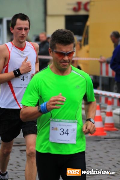 Zdjęcie w galerii na portalu naszwodzislaw.com: VI Półmaraton już za nami. Zwyciężył Bogdan Semenowycz wiadomości z regionu