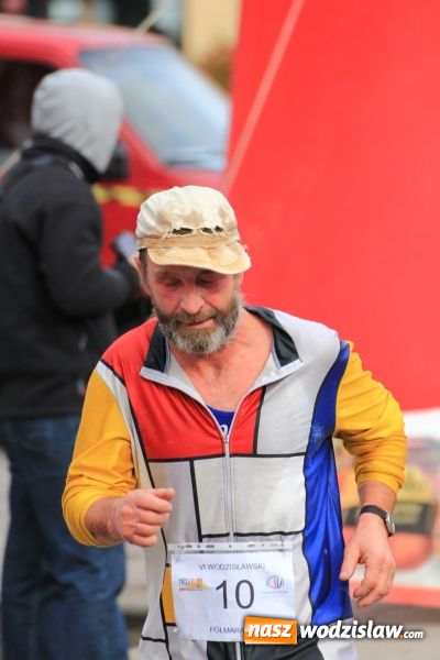 Zdjęcie w galerii na portalu naszwodzislaw.com: VI Półmaraton już za nami. Zwyciężył Bogdan Semenowycz wiadomości z regionu