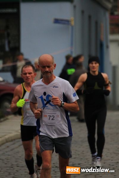 Zdjęcie w galerii na portalu naszwodzislaw.com: VI Półmaraton już za nami. Zwyciężył Bogdan Semenowycz wiadomości z regionu