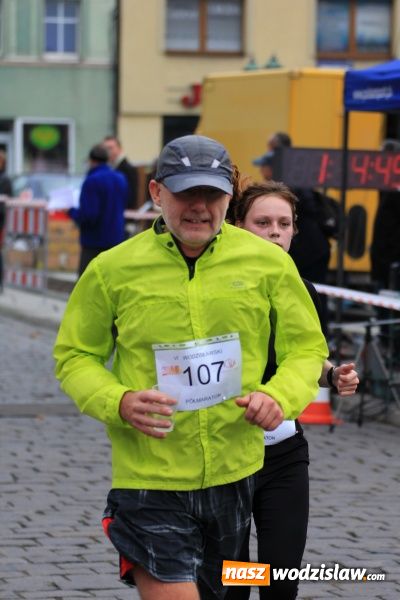 Zdjęcie w galerii na portalu naszwodzislaw.com: VI Półmaraton już za nami. Zwyciężył Bogdan Semenowycz wiadomości z regionu