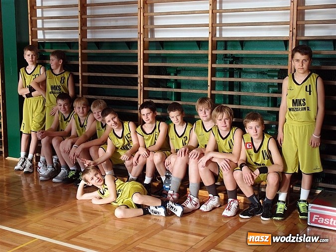 Zdjęcie w galerii na portalu naszwodzislaw.com: Puchar Śląska w mini-koszykówce chłopców wiadomości z regionu