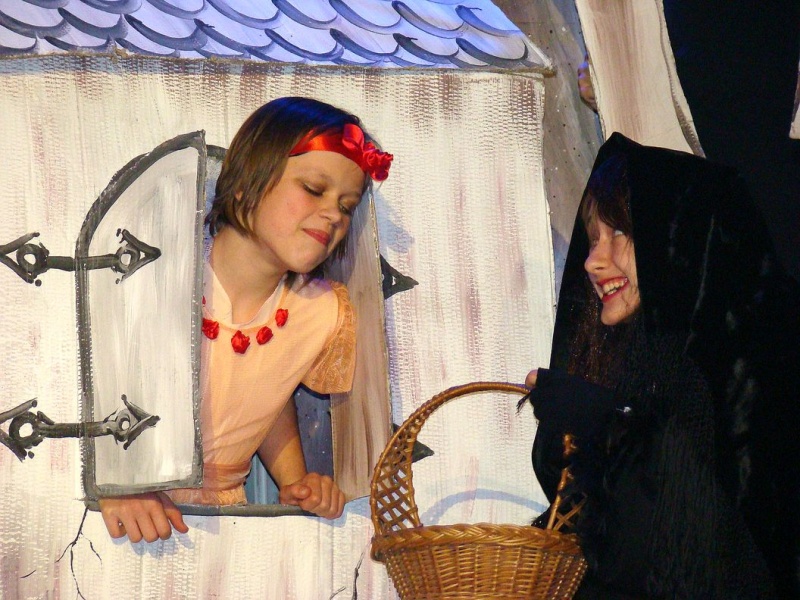 Zdjęcie w galerii na portalu naszwodzislaw.com: Mamo, ja też zostanę aktorką! wiadomości z regionu