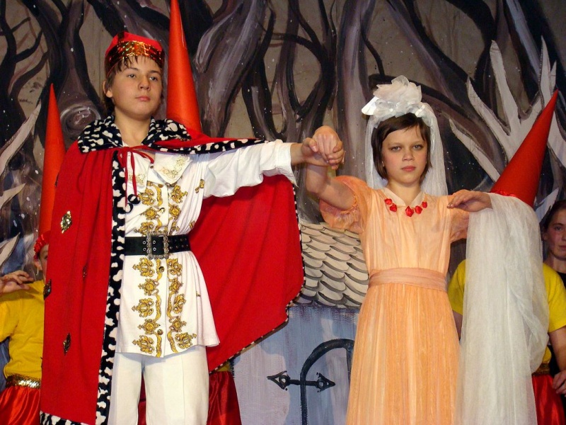 Zdjęcie w galerii na portalu naszwodzislaw.com: Mamo, ja też zostanę aktorką! wiadomości z regionu