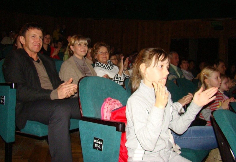 Zdjęcie w galerii na portalu naszwodzislaw.com: Mamo, ja też zostanę aktorką! wiadomości z regionu