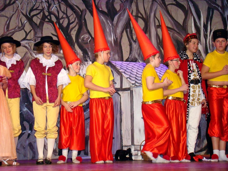 Zdjęcie w galerii na portalu naszwodzislaw.com: Mamo, ja też zostanę aktorką! wiadomości z regionu