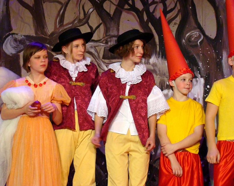 Zdjęcie w galerii na portalu naszwodzislaw.com: Mamo, ja też zostanę aktorką! wiadomości z regionu