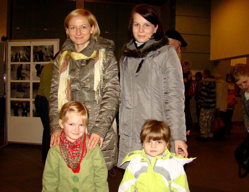 Zdjęcie w galerii na portalu naszwodzislaw.com: Mamo, ja też zostanę aktorką! wiadomości z regionu