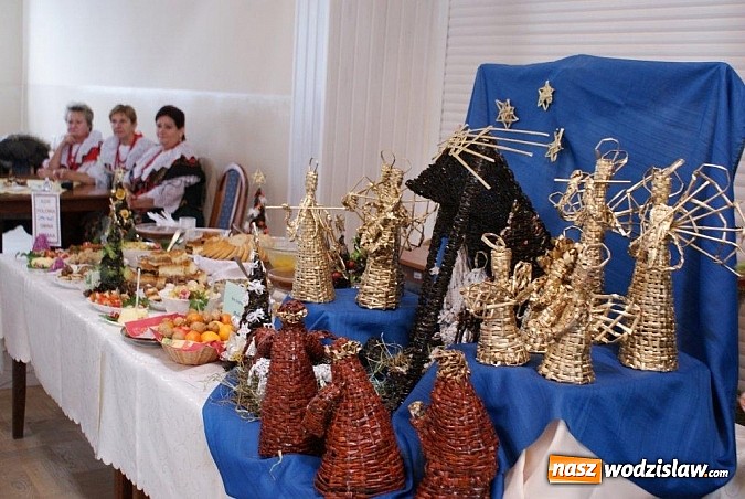 Zdjęcie w galerii na portalu naszwodzislaw.com: Gospodynie z Połomi przygotowały Wigilię wiadomości z regionu