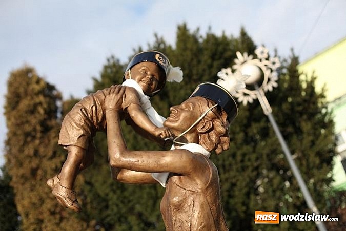 Zdjęcie w galerii na portalu naszwodzislaw.com: Matka z dziećmi w barbórkowym nastroju wiadomości z regionu