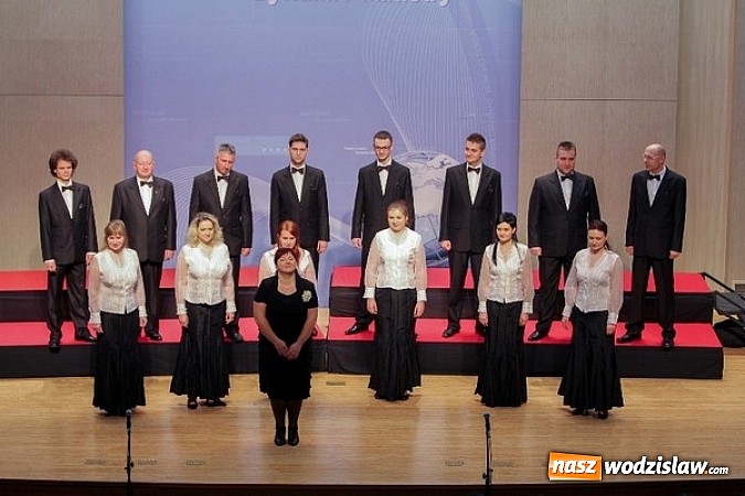 Zdjęcie w galerii na portalu naszwodzislaw.com: Chór z Pszowa zaśpiewał w Korei Południowej wiadomości z regionu