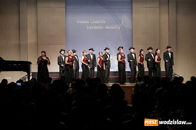 Zdjęcie w galerii na portalu naszwodzislaw.com: Chór z Pszowa zaśpiewał w Korei Południowej wiadomości z regionu