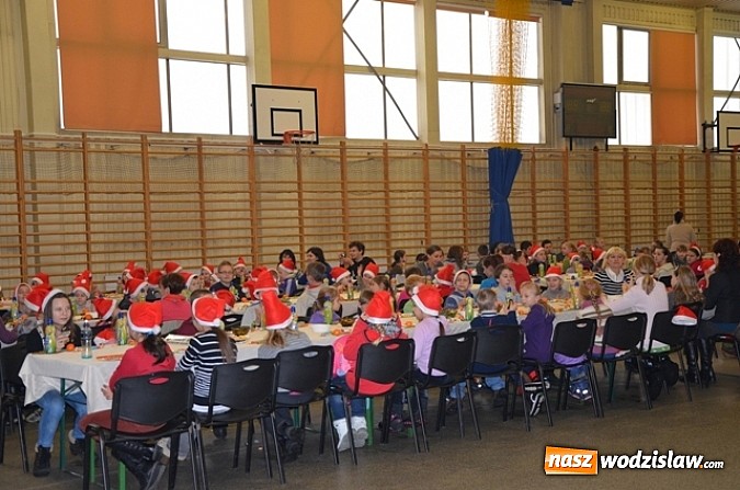Zdjęcie w galerii na portalu naszwodzislaw.com: Św. Mikołaj rozdał prezenty wiadomości z regionu
