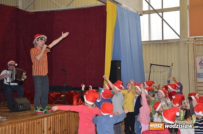 Zdjęcie w galerii na portalu naszwodzislaw.com: Św. Mikołaj rozdał prezenty wiadomości z regionu