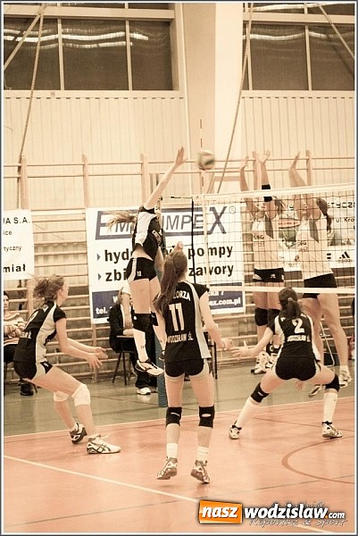 Zdjęcie w galerii na portalu naszwodzislaw.com: II liga: Zorza postawiła się liderkom wiadomości z regionu