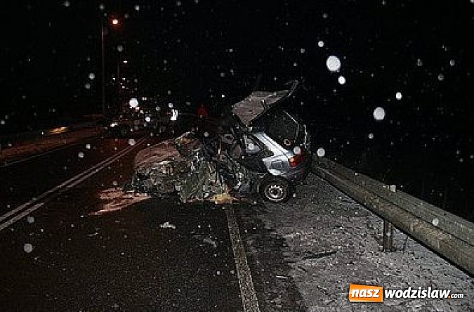 Zdjęcie w galerii na portalu naszwodzislaw.com: Poważny wypadek w Połomii wiadomości z regionu