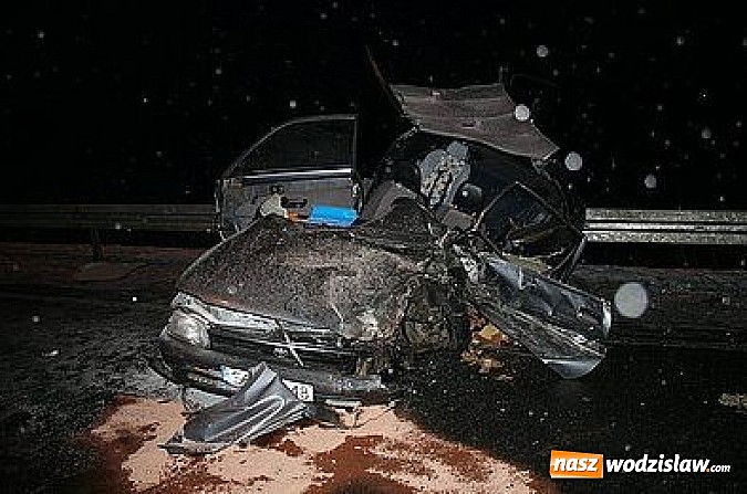 Zdjęcie w galerii na portalu naszwodzislaw.com: Poważny wypadek w Połomii wiadomości z regionu