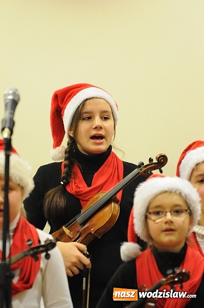 Zdjęcie w galerii na portalu naszwodzislaw.com: Radosne koncertowanie na raciborskim zamku wiadomości z regionu