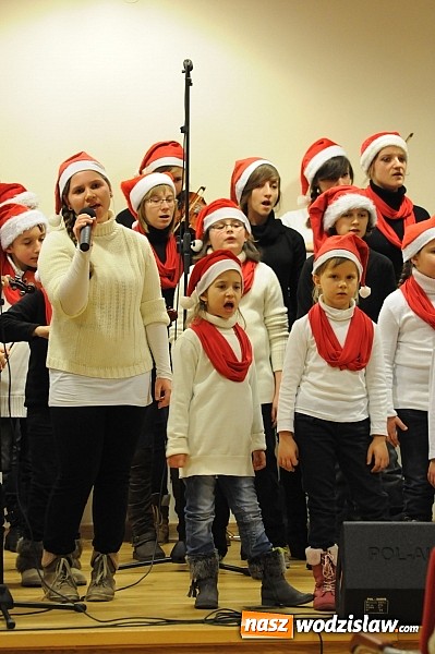 Zdjęcie w galerii na portalu naszwodzislaw.com: Radosne koncertowanie na raciborskim zamku wiadomości z regionu