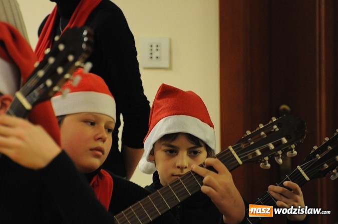 Zdjęcie w galerii na portalu naszwodzislaw.com: Radosne koncertowanie na raciborskim zamku wiadomości z regionu