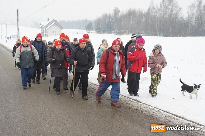 Zdjęcie w galerii na portalu naszwodzislaw.com: Uczniowie włączyli się w trasę Marszu Śmierci wiadomości z regionu