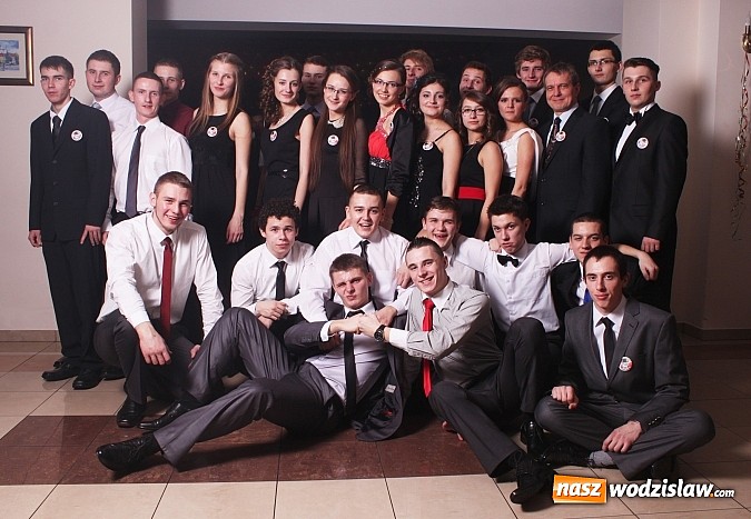 Zdjęcie w galerii na portalu naszwodzislaw.com: Studniówka wodzisławskiego technikum wiadomości z regionu