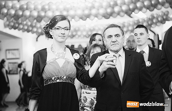 Zdjęcie w galerii na portalu naszwodzislaw.com: Studniówka wodzisławskiego technikum wiadomości z regionu