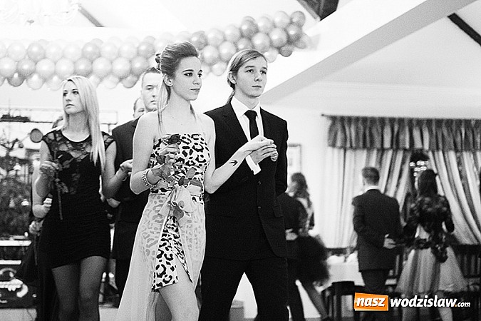 Zdjęcie w galerii na portalu naszwodzislaw.com: Studniówka wodzisławskiego technikum wiadomości z regionu