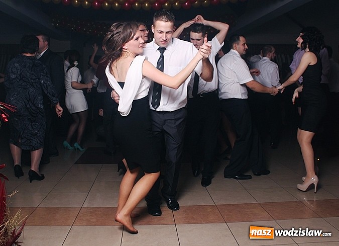 Zdjęcie w galerii na portalu naszwodzislaw.com: Studniówka wodzisławskiego technikum wiadomości z regionu