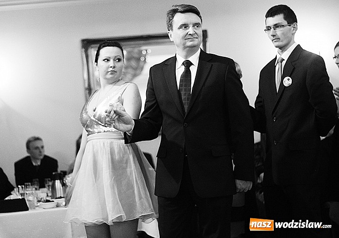 Zdjęcie w galerii na portalu naszwodzislaw.com: Studniówka wodzisławskiego technikum wiadomości z regionu