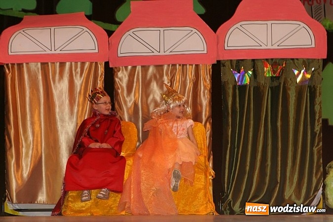 Zdjęcie w galerii na portalu naszwodzislaw.com: Niesamowite przedstawienie w WCK wiadomości z regionu