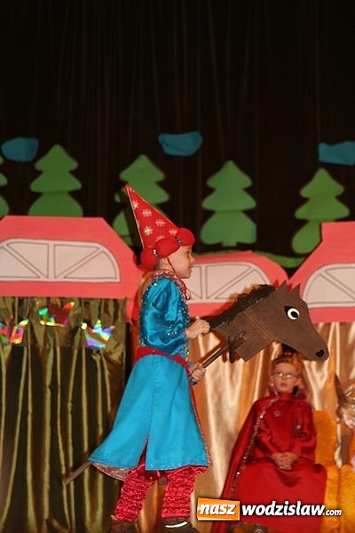 Zdjęcie w galerii na portalu naszwodzislaw.com: Niesamowite przedstawienie w WCK wiadomości z regionu