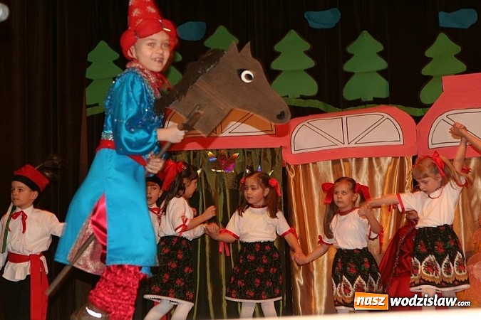 Zdjęcie w galerii na portalu naszwodzislaw.com: Niesamowite przedstawienie w WCK wiadomości z regionu