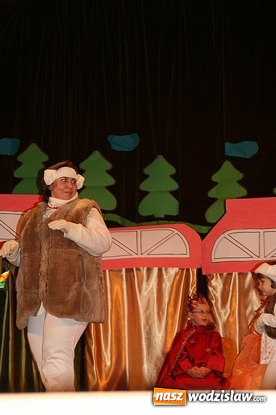 Zdjęcie w galerii na portalu naszwodzislaw.com: Niesamowite przedstawienie w WCK wiadomości z regionu