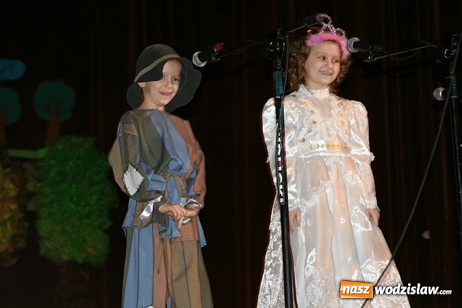Zdjęcie w galerii na portalu naszwodzislaw.com: Niesamowite przedstawienie w WCK wiadomości z regionu