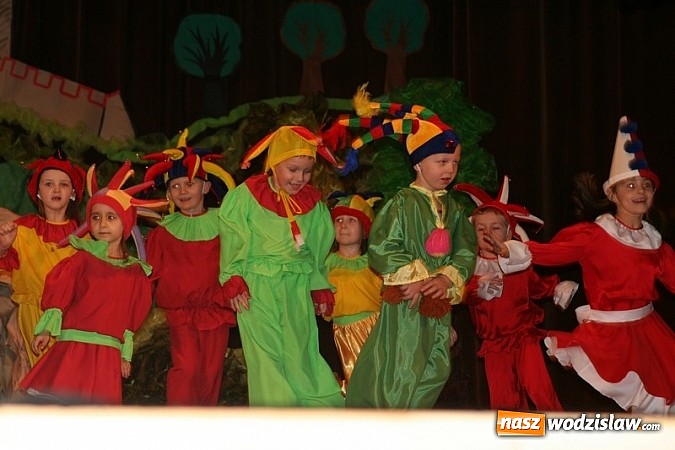 Zdjęcie w galerii na portalu naszwodzislaw.com: Niesamowite przedstawienie w WCK wiadomości z regionu