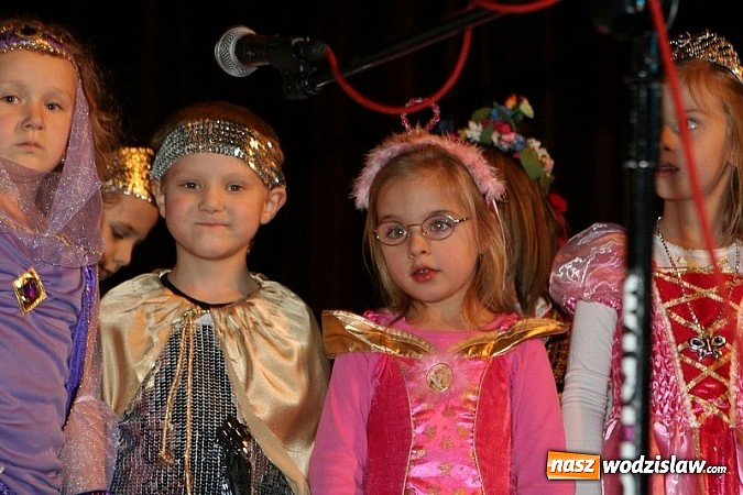 Zdjęcie w galerii na portalu naszwodzislaw.com: Niesamowite przedstawienie w WCK wiadomości z regionu
