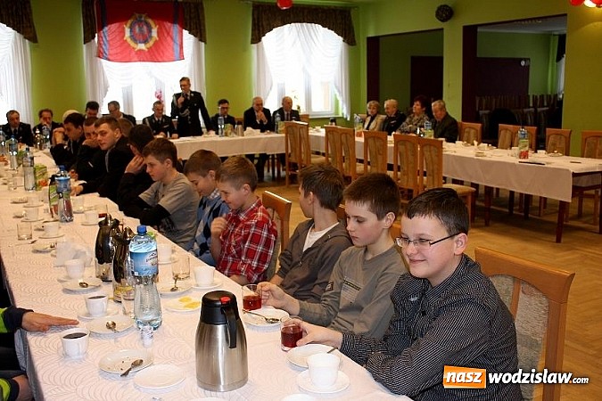 Zdjęcie w galerii na portalu naszwodzislaw.com: Po zebraniu strażackim w Połomi  wiadomości z regionu