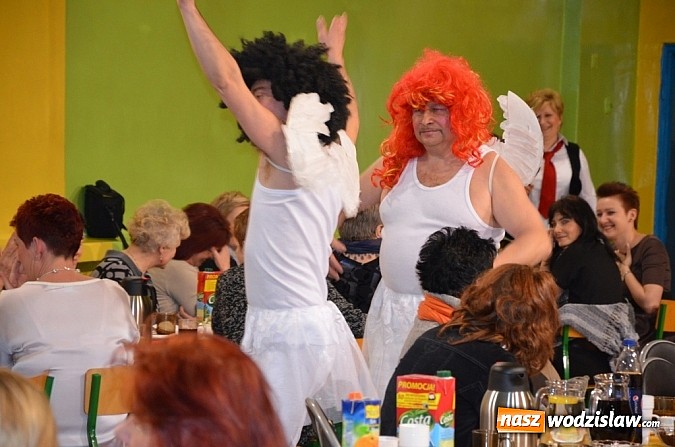 Zdjęcie w galerii na portalu naszwodzislaw.com: Dzień kobiet w rytmie jeziora łabędziego i koko koko wiadomości z regionu