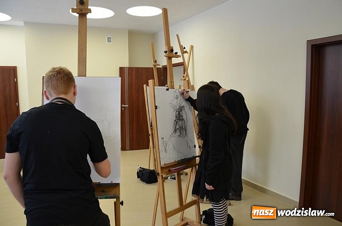 Zdjęcie w galerii na portalu naszwodzislaw.com: Wyjątkowe targi dla gimnazjalistów wiadomości z regionu