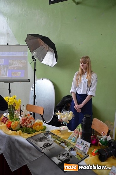 Zdjęcie w galerii na portalu naszwodzislaw.com: Wyjątkowe targi dla gimnazjalistów wiadomości z regionu